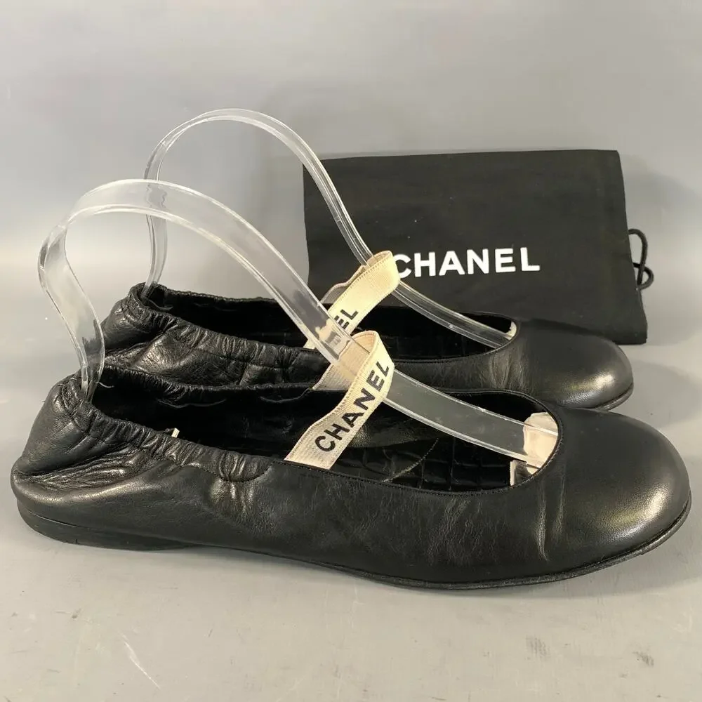 CHANEL Size 9.5 Black Leather Ballet Flats